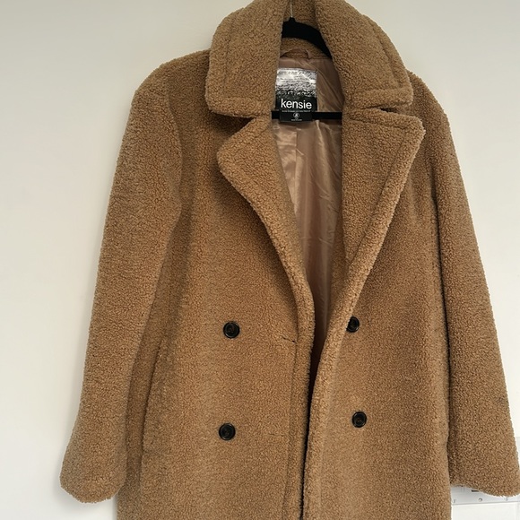 KENSIE
Faux Fur Double Breasted Teddy Coat Small - Picture 10 of 16